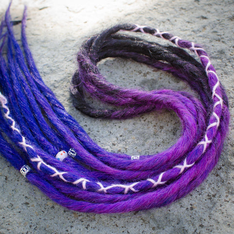 Dreadlock extensions, Set of dark purple Ombre